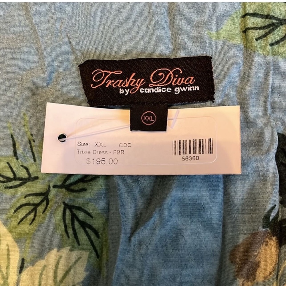 Trashy Diva Trixie in French Roses Size XXL - Picture 2 of 2